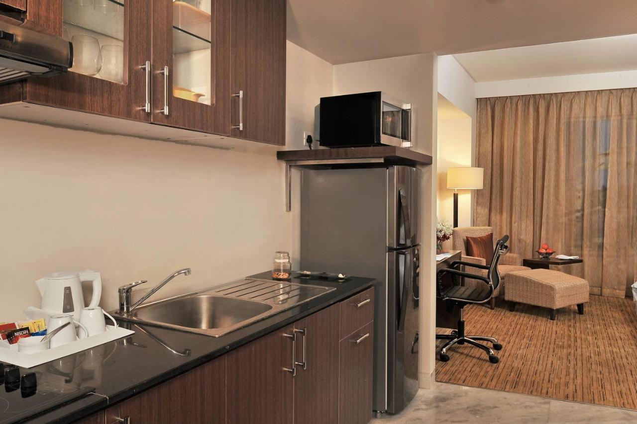 Four Points By Sheraton Hotel And Serviced Apartments Púna Kültér fotó